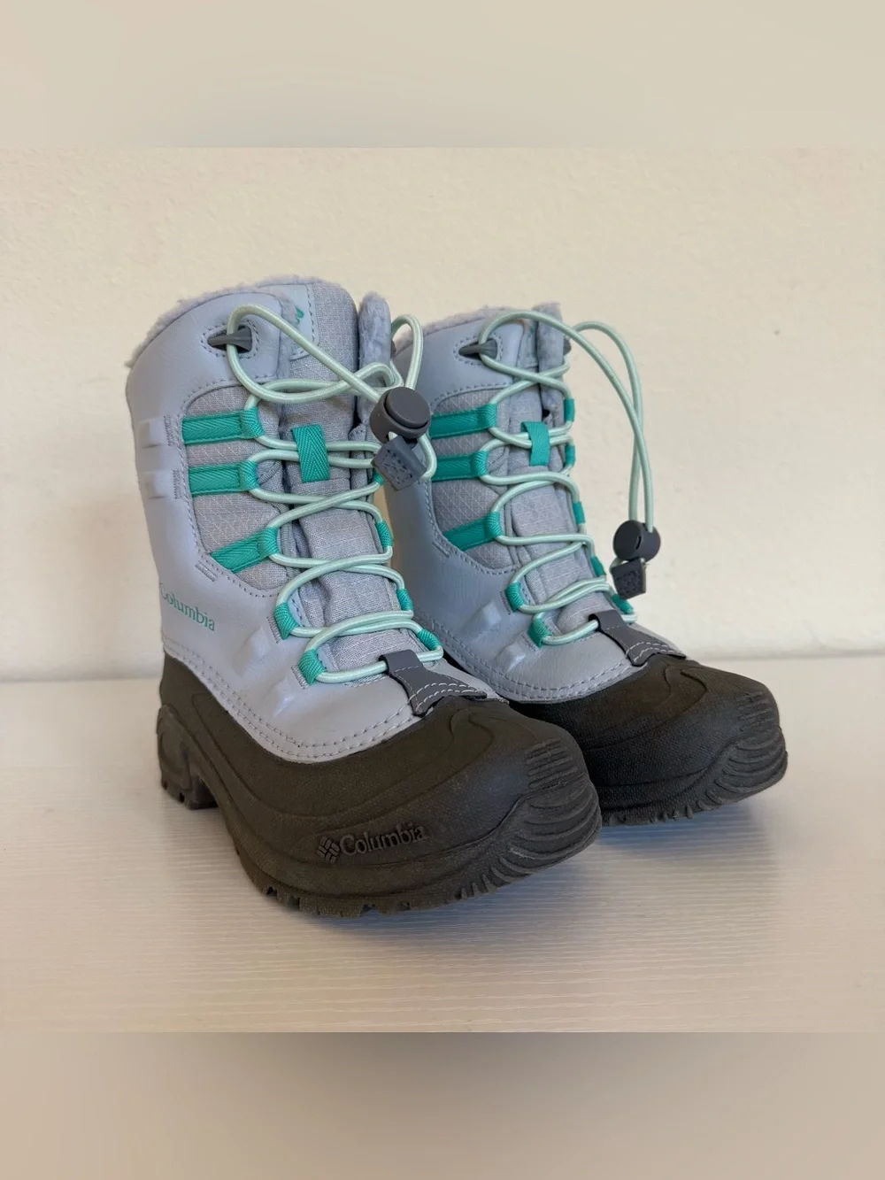 Columbia Kids' Bugaboot Celsius Boots Waterproof Snowboots US 1 Unisex NWOT